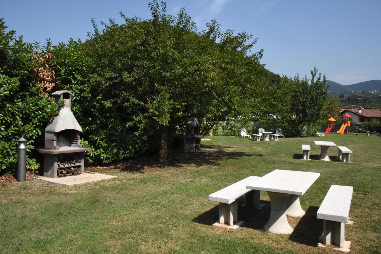 Monticelli Brusati Villa Gradoni מראה חיצוני תמונה