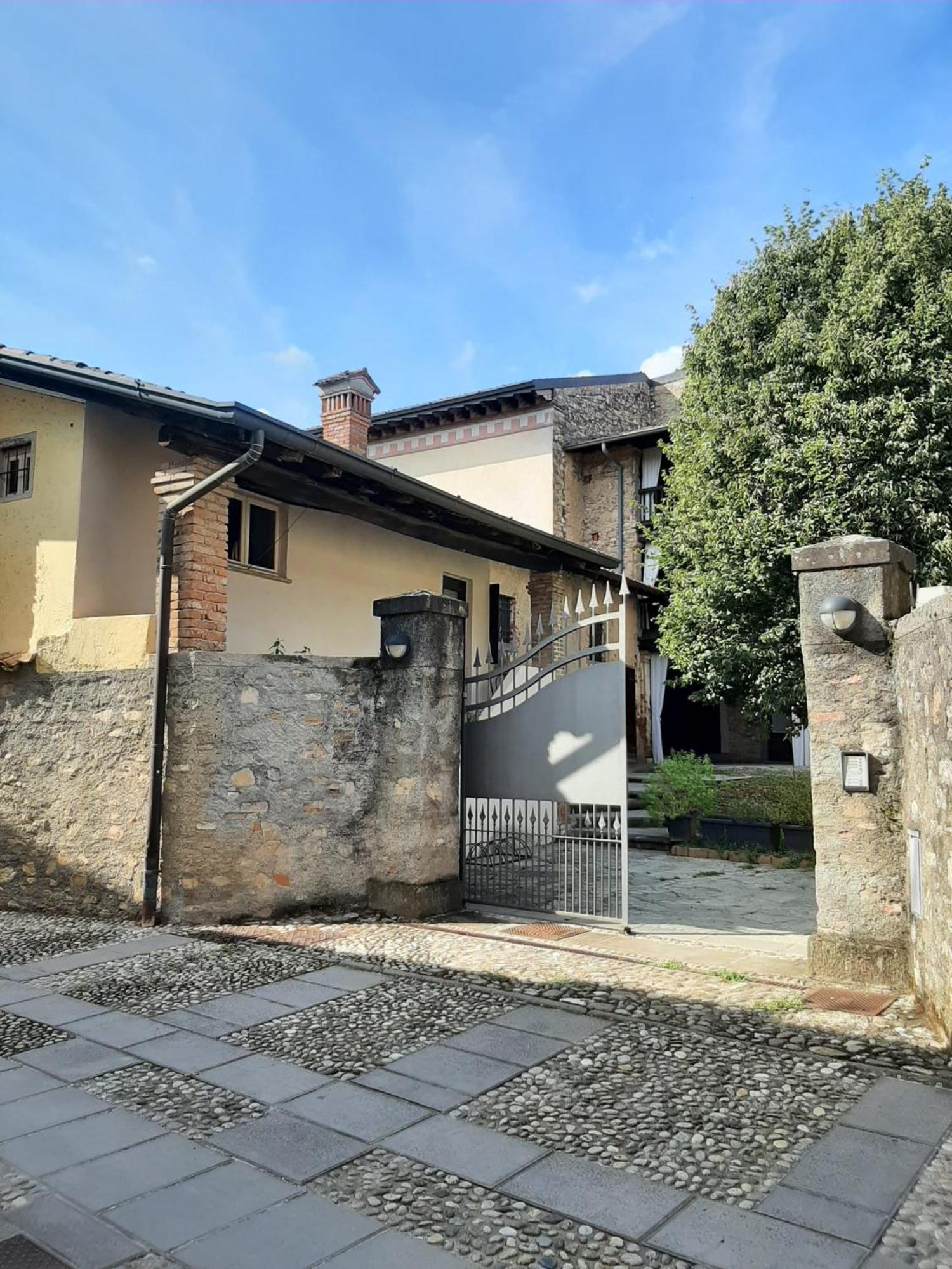 Monticelli Brusati Villa Gradoni מראה חיצוני תמונה