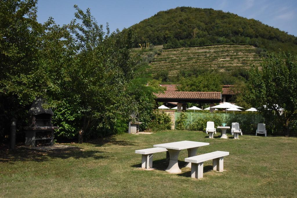 Monticelli Brusati Villa Gradoni מראה חיצוני תמונה