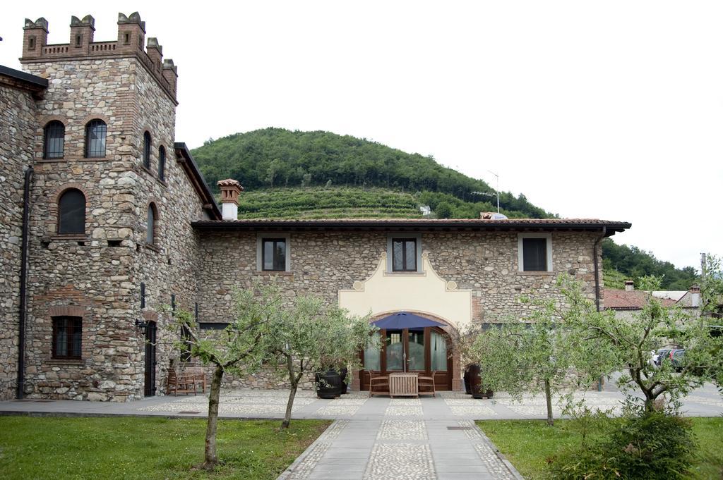 Monticelli Brusati Villa Gradoni מראה חיצוני תמונה