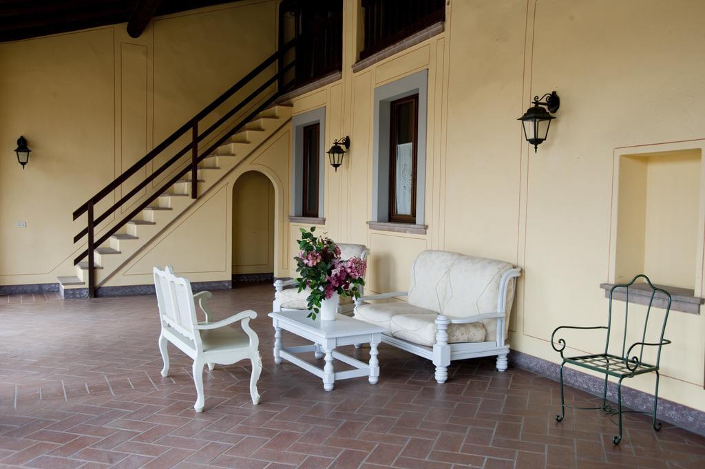 Monticelli Brusati Villa Gradoni מראה חיצוני תמונה