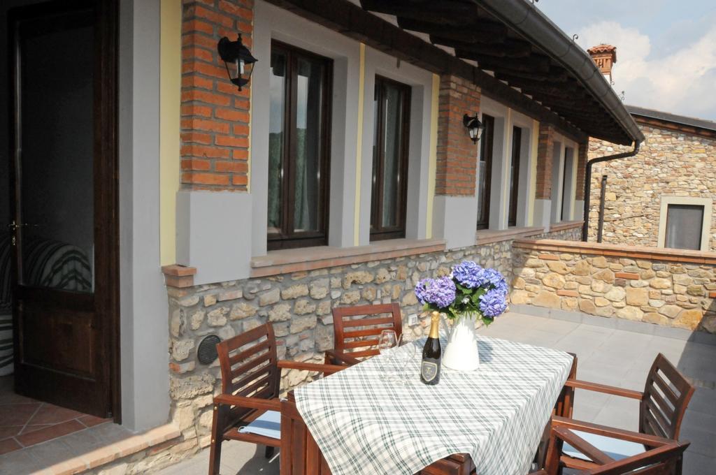 Monticelli Brusati Villa Gradoni מראה חיצוני תמונה